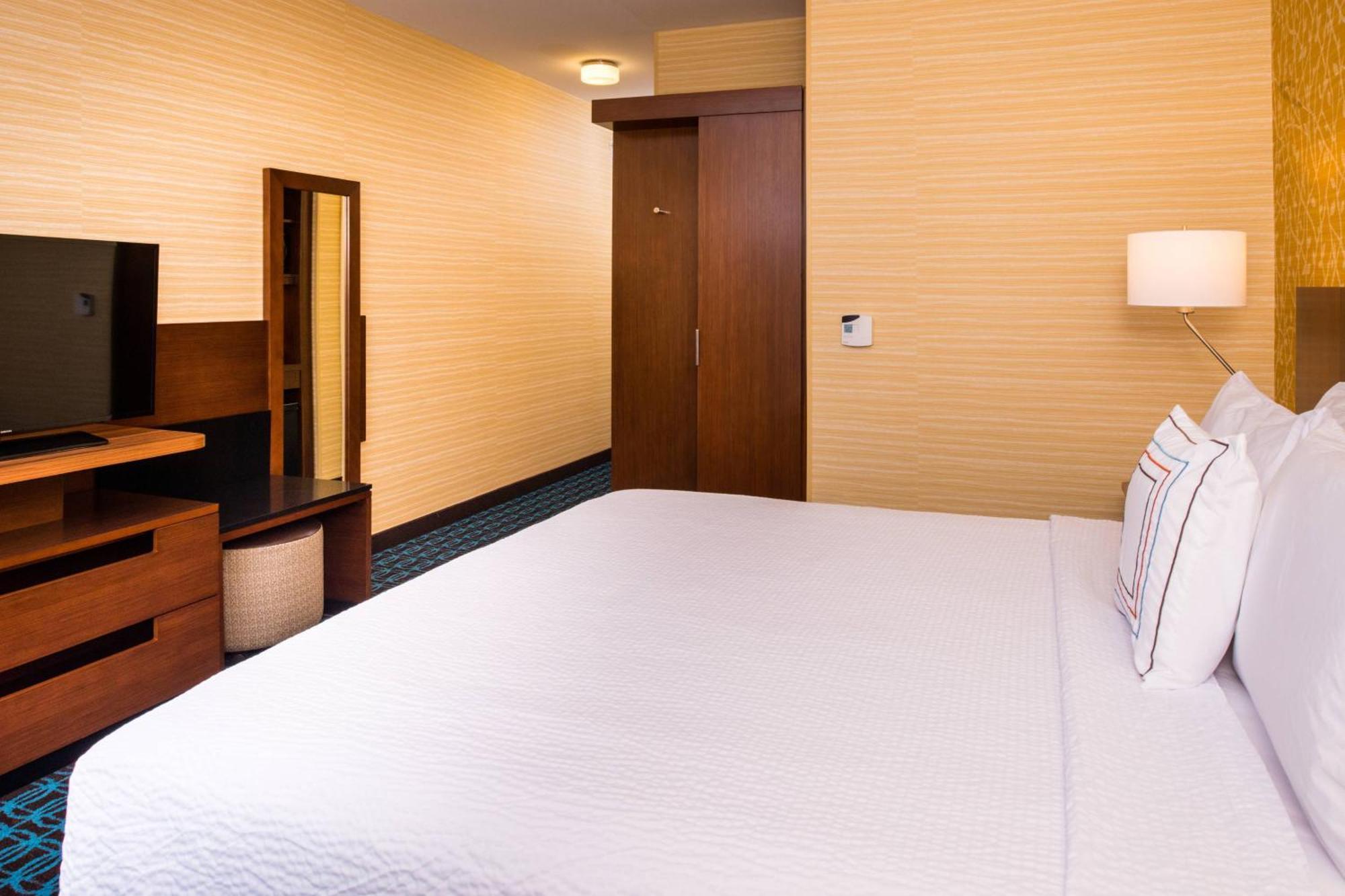 Fairfield Inn & Suites By Marriott Akron Stow Exterior foto